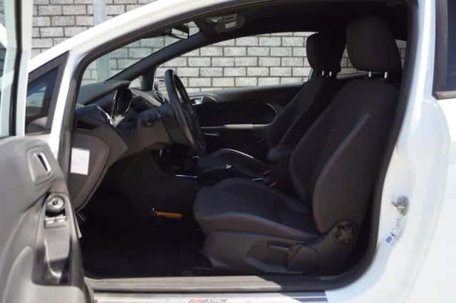 Ford Fiesta (2017) thumbnail 4