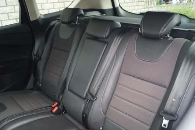Ford Kuga (2016) thumbnail 6