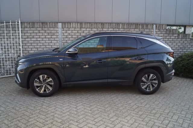 Hyundai Tucson (2021) thumbnail 2