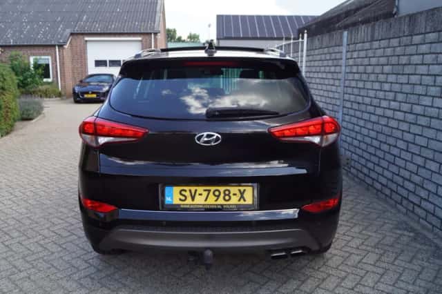 Hyundai Tucson (2016) thumbnail 5