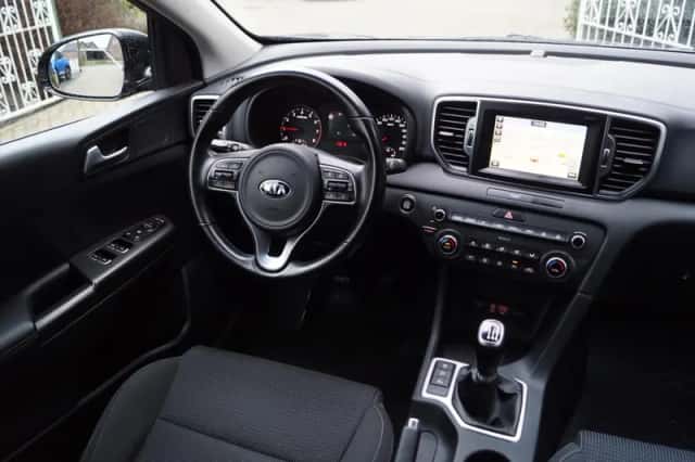 Kia Sportage (2017) thumbnail 3