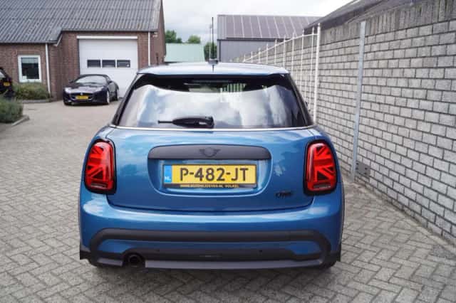 MINI One (2022) thumbnail 5