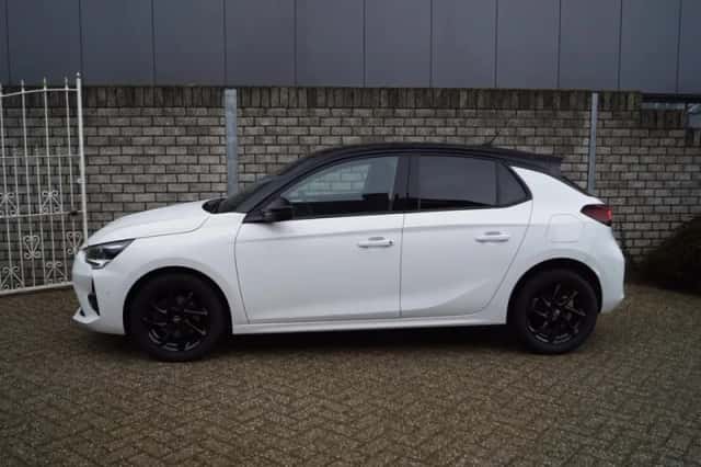 Opel Corsa (2023) thumbnail 2