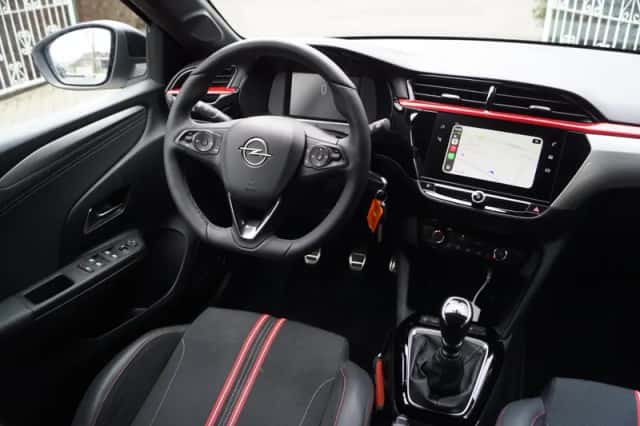 Opel Corsa (2023) thumbnail 3
