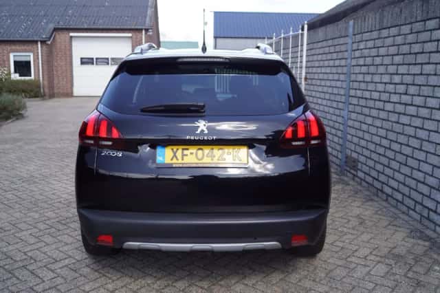 Peugeot 2008 (2019) thumbnail 5