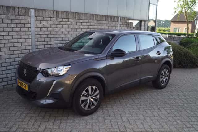 Peugeot 2008 (2023) thumbnail 1