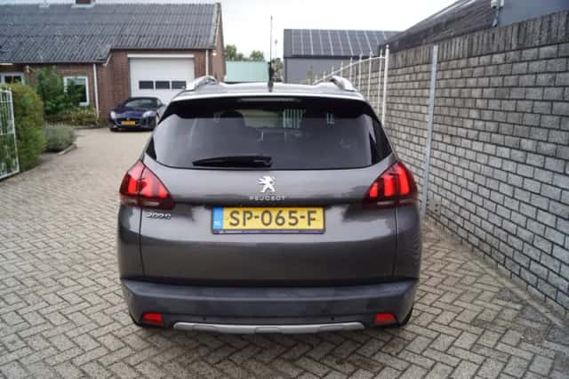 Peugeot 2008 (2018) thumbnail 5