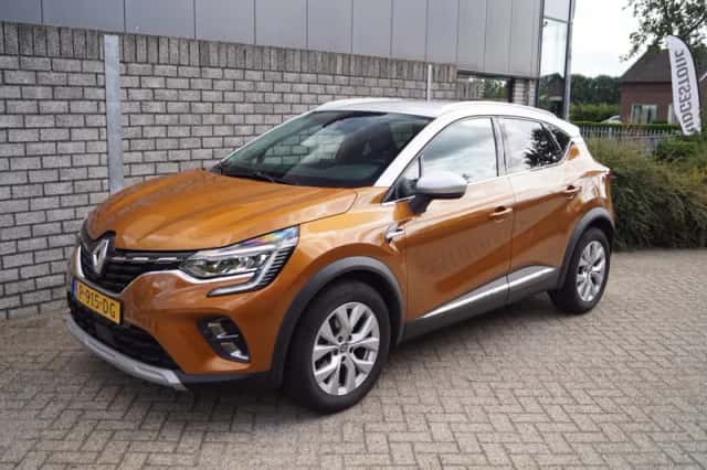 Renault Captur (2021) thumbnail 1