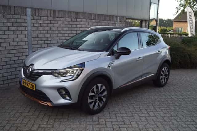 Renault Captur (2020) thumbnail 1
