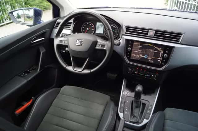 SEAT Arona (2020) thumbnail 3