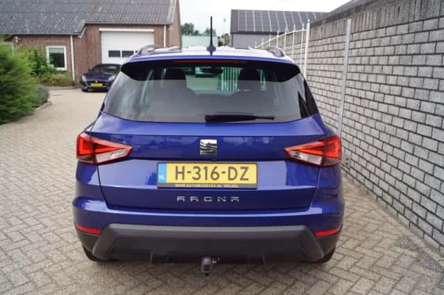SEAT Arona (2020) thumbnail 5