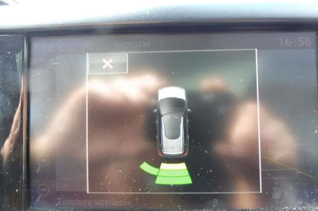 Peugeot 2008 (2016) thumbnail 5