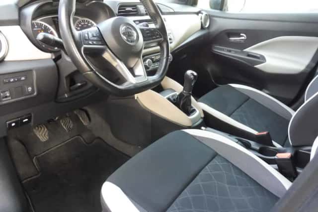 Nissan Micra (2018) thumbnail 3