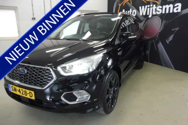 Ford Kuga (2018) thumbnail 1