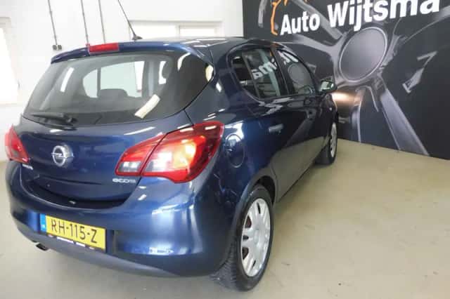 Opel Corsa (2017) thumbnail 2