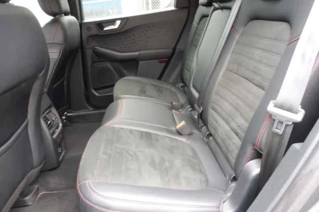 Ford Kuga (2021) thumbnail 6