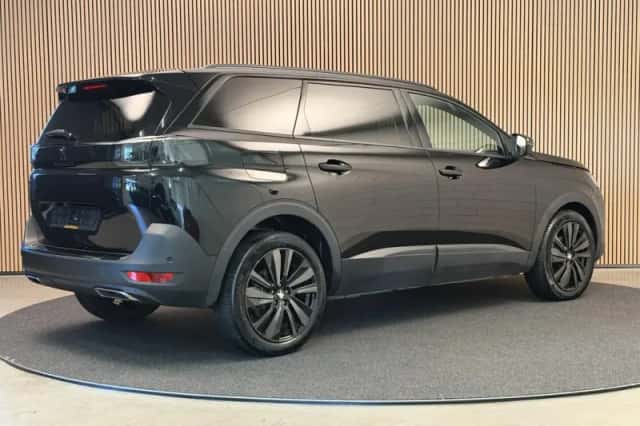 Peugeot 5008 (2024) thumbnail 3