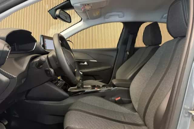 Peugeot 208 (2024) thumbnail 6