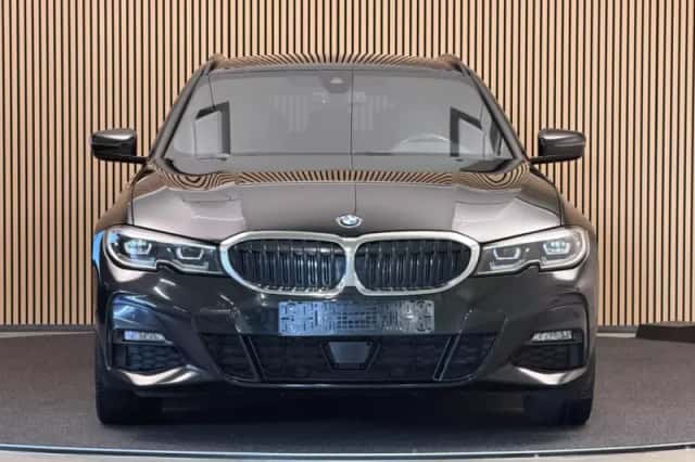 BMW 3-Serie (2022) thumbnail 2