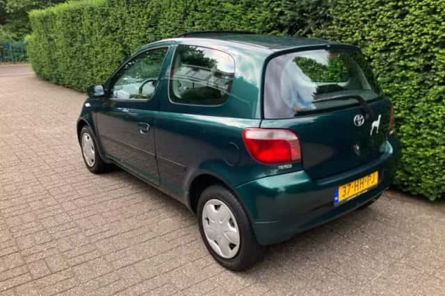 Toyota Yaris (2001) thumbnail 4