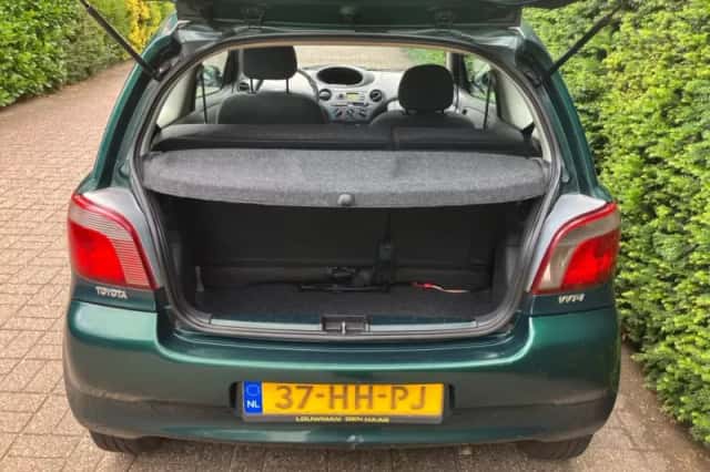Toyota Yaris (2001) thumbnail 6