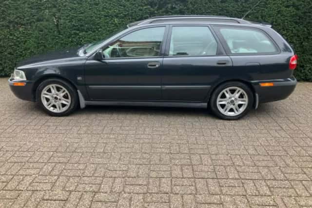 Volvo V40 (2000) thumbnail 2