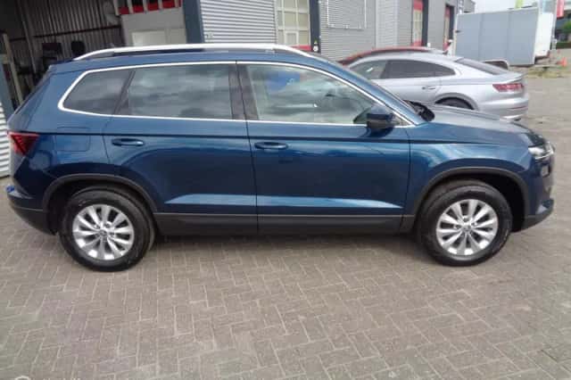 Škoda Karoq (2022) thumbnail 4