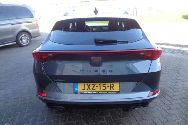 CUPRA Formentor (2023) thumbnail 4