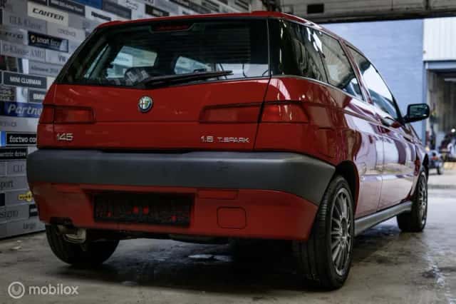 Alfa Romeo 145 (1997) thumbnail 5