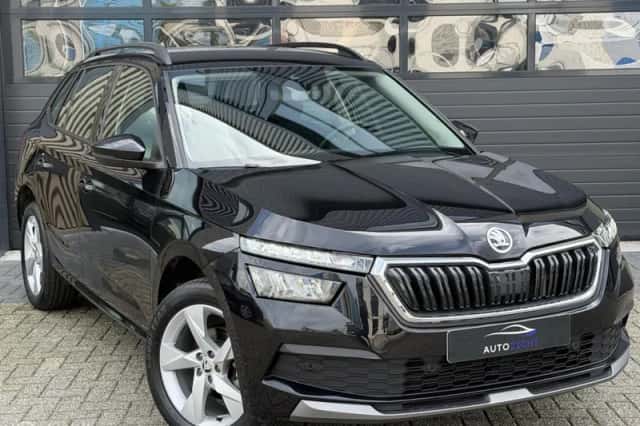 Škoda Kamiq (2021) thumbnail 3