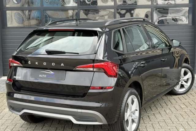Škoda Kamiq (2021) thumbnail 4