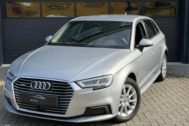 Audi A3 (2018) thumbnail 1