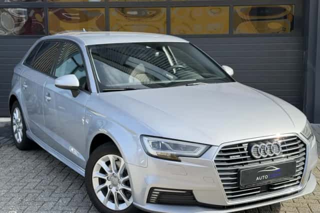 Audi A3 (2018) thumbnail 3