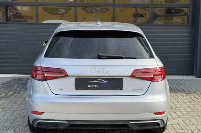 Audi A3 (2018) thumbnail 5