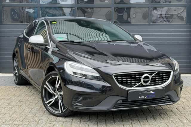 Volvo V40 (2018) thumbnail 3