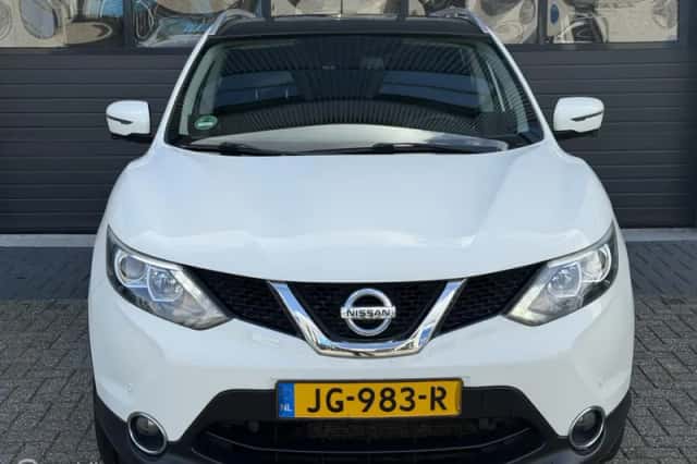 Nissan Qashqai (2016) thumbnail 2