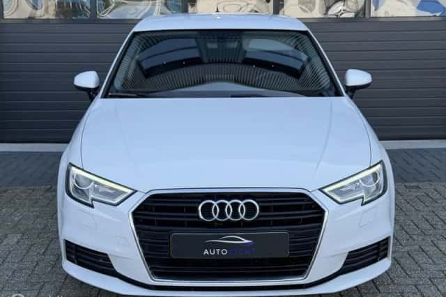 Audi A3 (2019) thumbnail 3