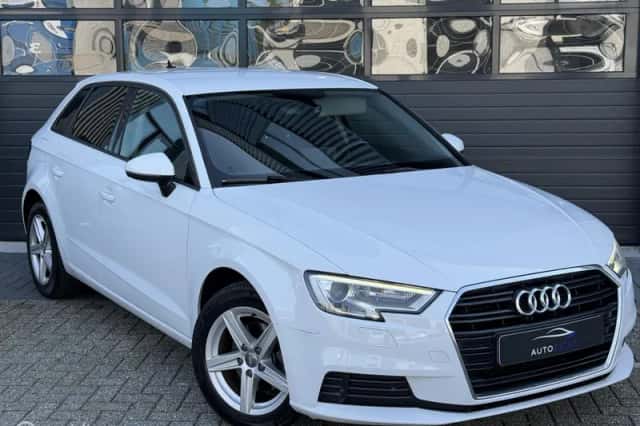 Audi A3 (2019) thumbnail 4