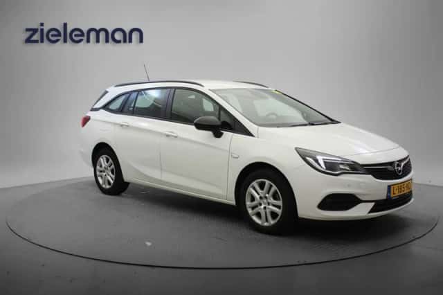 Opel Astra (2021) thumbnail 1