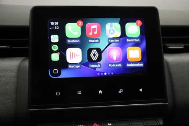 Renault Clio (2024) thumbnail 6