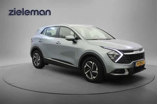Kia Sportage (2022) thumbnail 1
