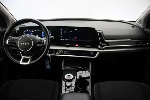 Kia Sportage (2022) thumbnail 2