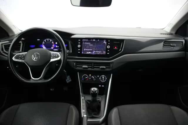 Volkswagen Taigo (2022) thumbnail 2
