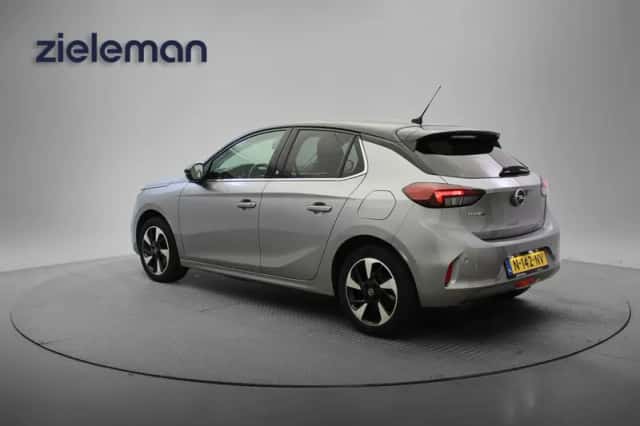 Opel Corsa-e (2021) thumbnail 4