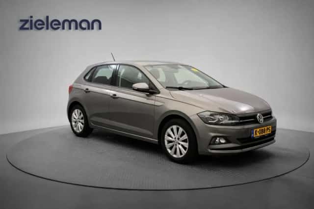 Volkswagen Polo (2021) thumbnail 1