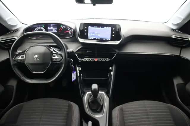 Peugeot 208 (2021) thumbnail 2