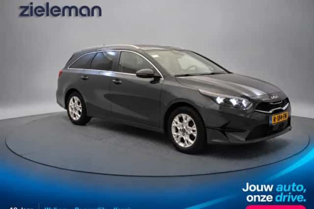 Kia Ceed (2022) thumbnail 1