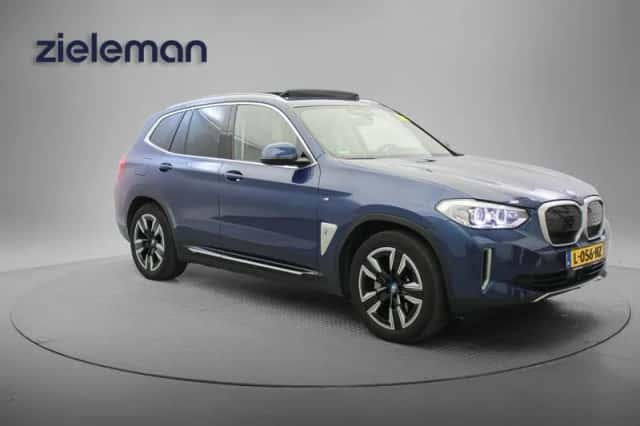 BMW iX3 (2021) thumbnail 1