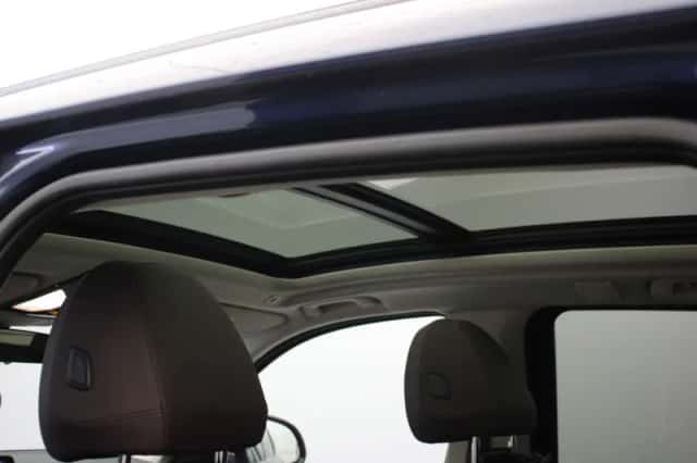 BMW iX3 (2021) thumbnail 6
