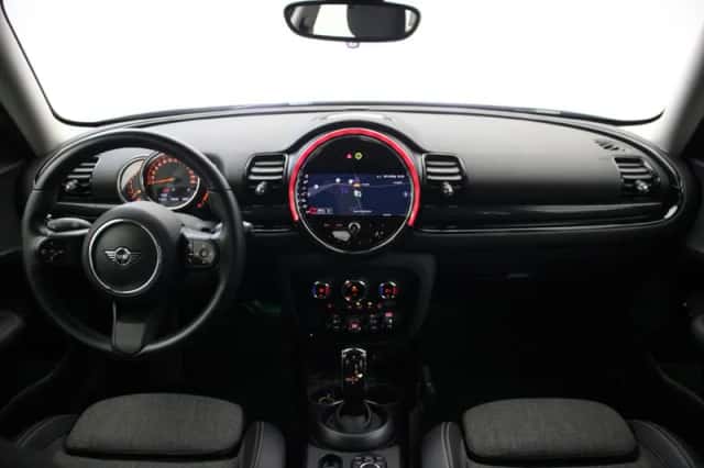 MINI Clubman (2023) thumbnail 2